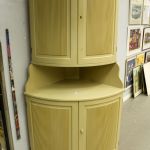 913 1394 CORNER CUPBOARD